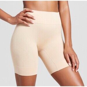 NWT Ladies’ Jockey Generation Seamfree Stretch Slipshorts (Cream, Medium)